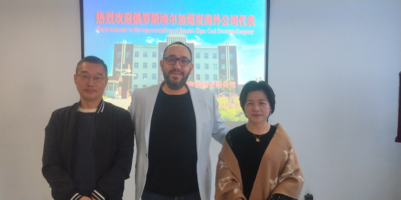 洽談結(jié)束與公司領(lǐng)導.jpg